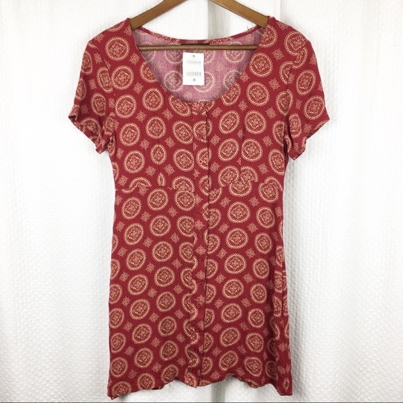 Brandy Melville Dresses & Skirts - Brandy Melville Button Front Medallion Print Dress